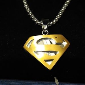 NWT- SUPERMAN Men's necklace